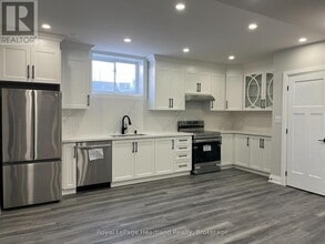 Building Photo - 206 Shearwater Trl