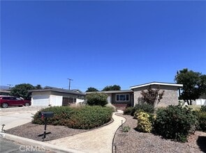 Building Photo - 8257 Jadeite Ave