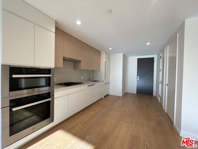 Foto del edificio - 877 Francisco St