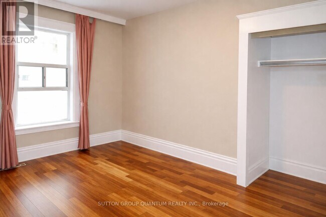 Building Photo - 150 Mavety St