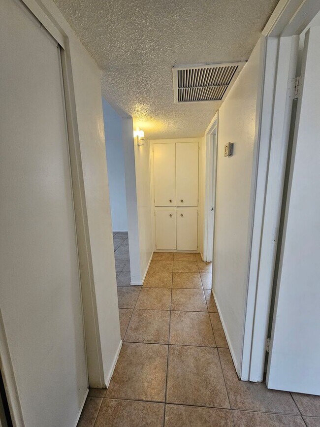 Foto del edificio - Home for Rent