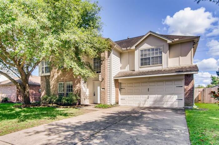 Foto principal - 23031 S Waterlake Dr, Richmond, TX, 77406
