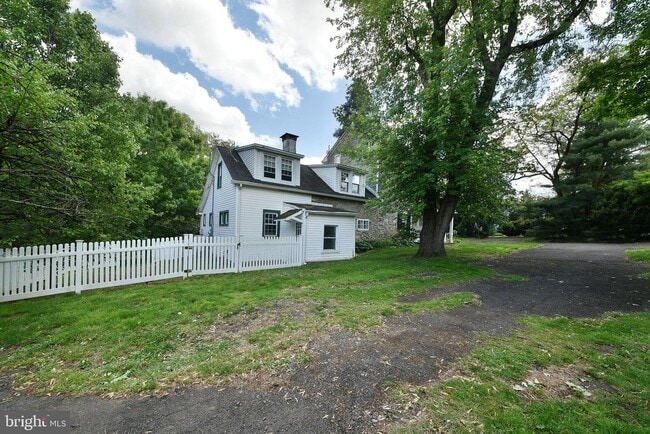 Building Photo - 966 Paige Ct