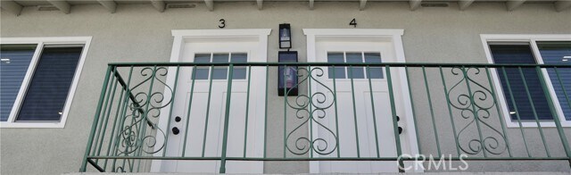 Foto del edificio - 895 N Euclid Ave