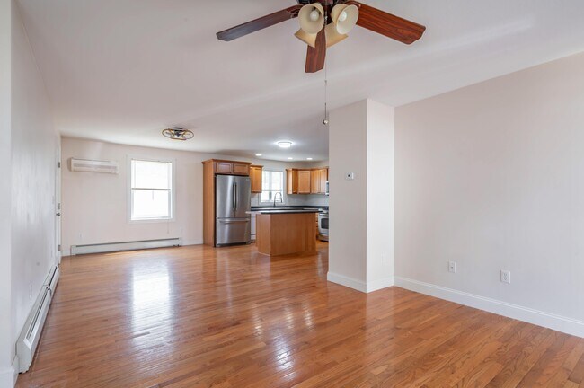 Building Photo - 12 Gagne St