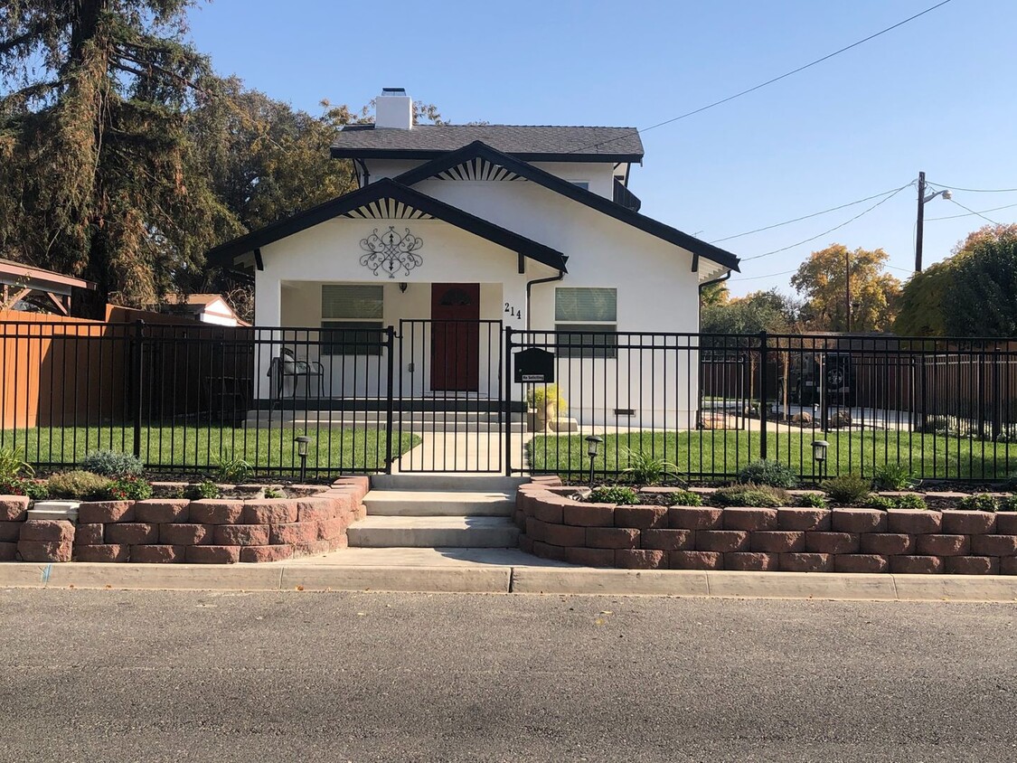 Primary Photo - Old World Charm in desired La Loma Neighbo...