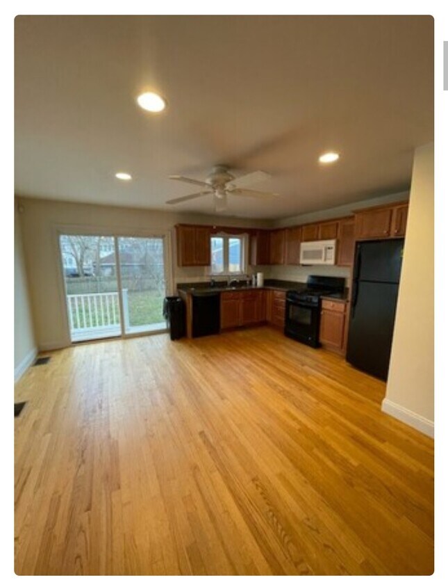 Foto principal - 50 Ashmont St