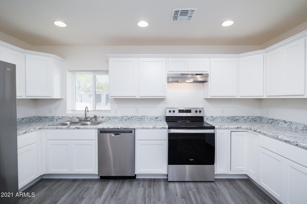 Foto principal - 7537 N 21st Ave