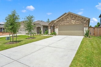 Building Photo - 14543 Cedar Ledge Ln
