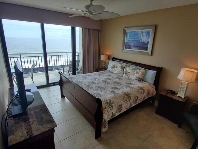 Foto del edificio - 207 76th Ave N Unit# 991