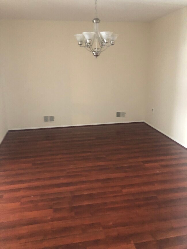 103 Park Ave Unit 2 B, Summit, NJ 07901 Condo for Rent in Summit, NJ