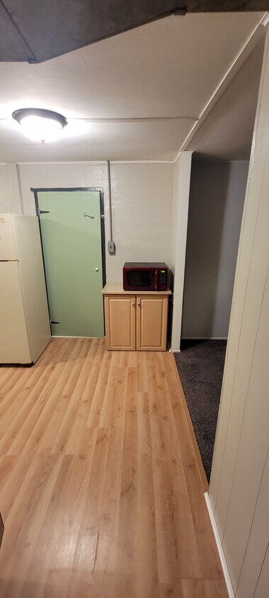 Kitchen - 132 18th Ave N