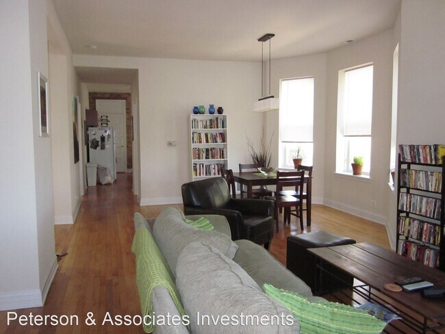 Building Photo - 3 br, 2 bath Apartment - 1434 N. Greenview