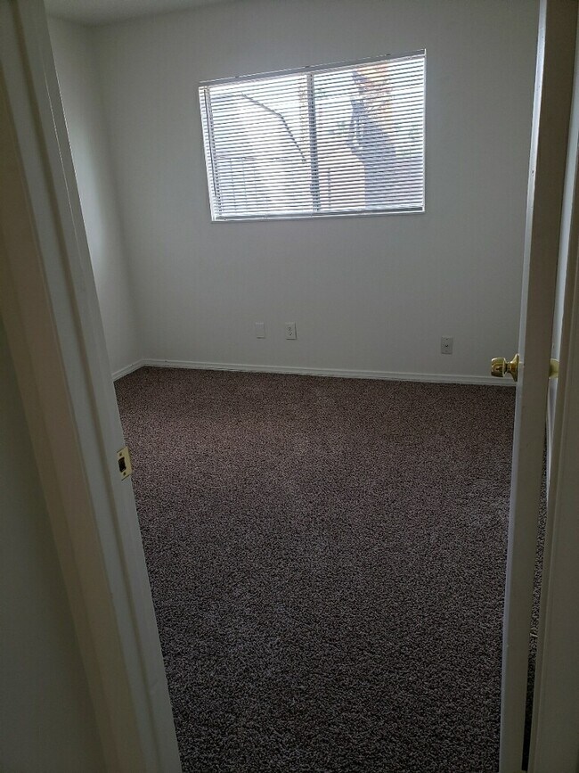 Foto del edificio - 3938 Irongate Ct