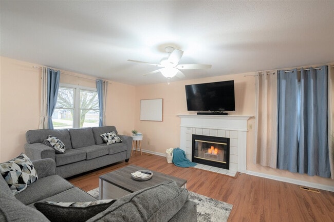 Foto del edificio - 3115 Wild Cherry Ridge W
