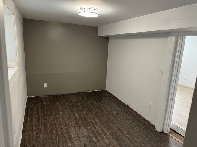 Primary Bedroom - 736 N Homan Ave