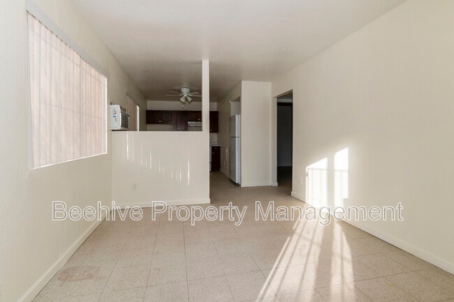 Photo - 1040 N 28th St House