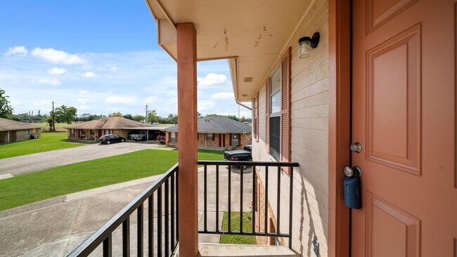 Building Photo - 3434 Lantern Ln