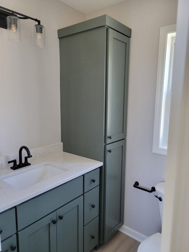 Building Photo - 17753 Bunge Ave