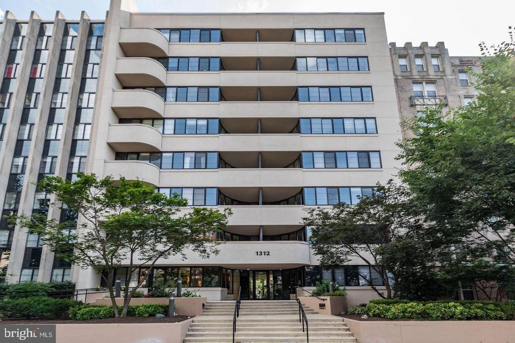 Foto principal - 1312 Massachusetts Ave NW
