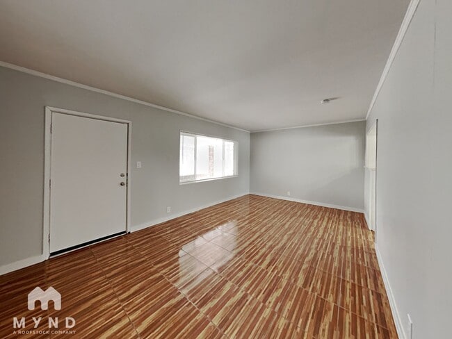 Building Photo - 4406 Hayes Pl