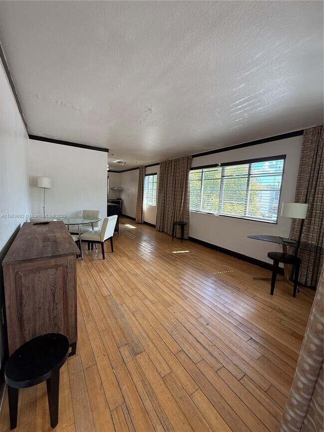 Foto del edificio - 1524 Lenox Ave.