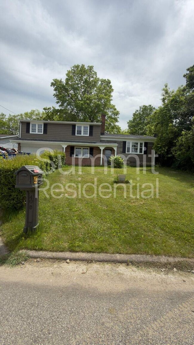 Building Photo - 40 Sunnyslope Dr