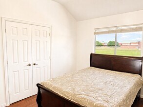 Building Photo - 5507 Cranston Ct