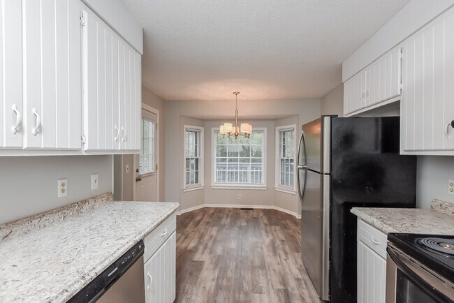 Building Photo - Beautiful Irmo Home with LVP Flooring