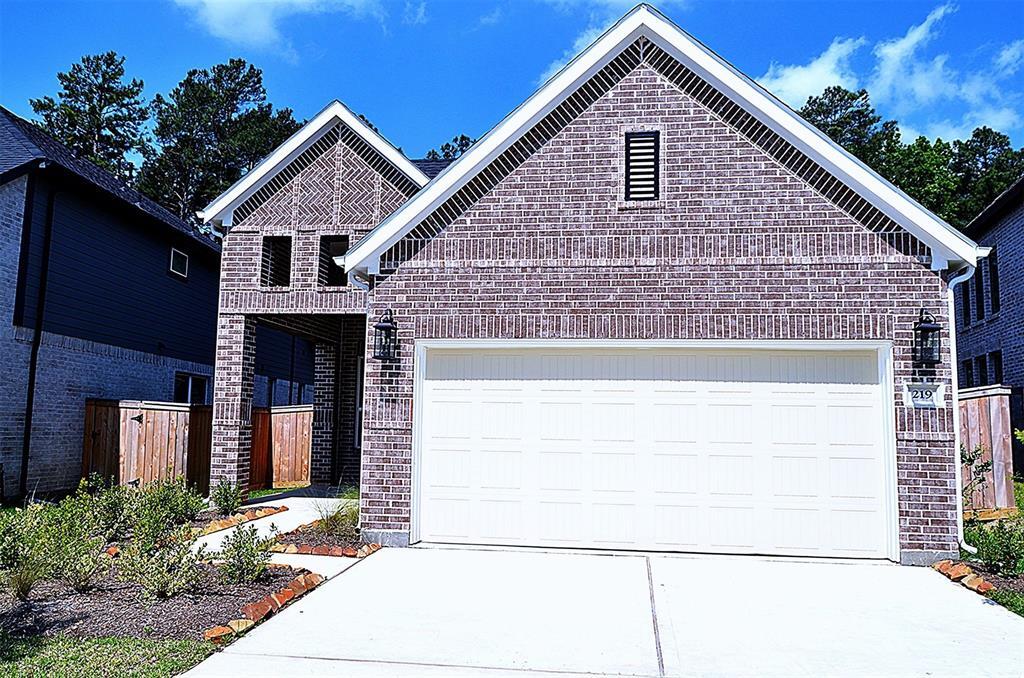 Foto principal - 219 Lukewood Cir