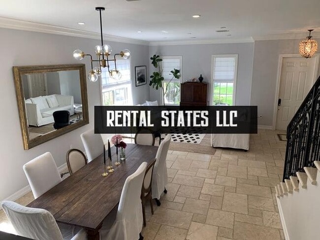 Building Photo - 4 bedroom in Fort Lauderdale FL 33316