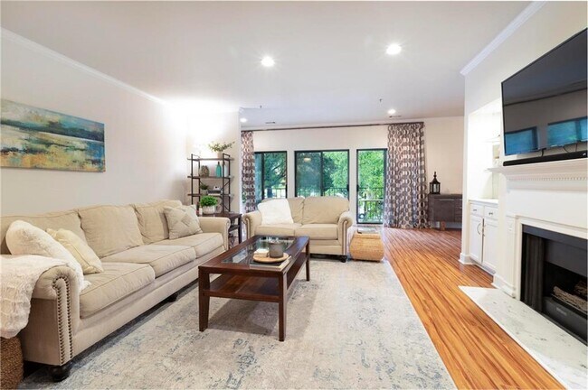 Foto del edificio - 2921 Lenox Rd NE