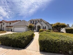 Building Photo - 4033 W Douglas Ave