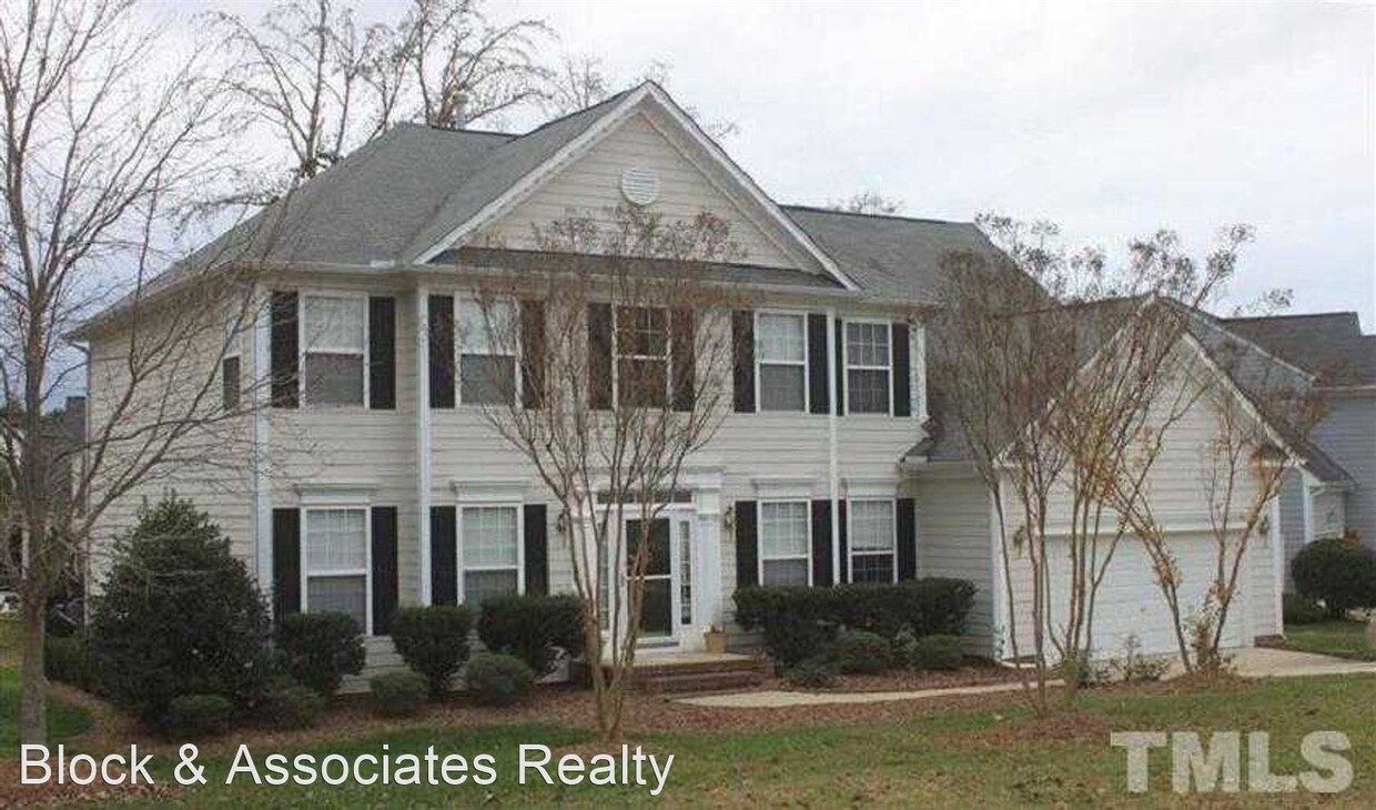 Primary Photo - 4 br, 2.5 bath House - 3000 Cumberland Gap