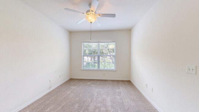 Interior Photo - Ashton at Waterford Lakes