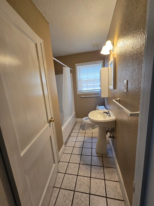 Photo - 2691 Milton Ave House