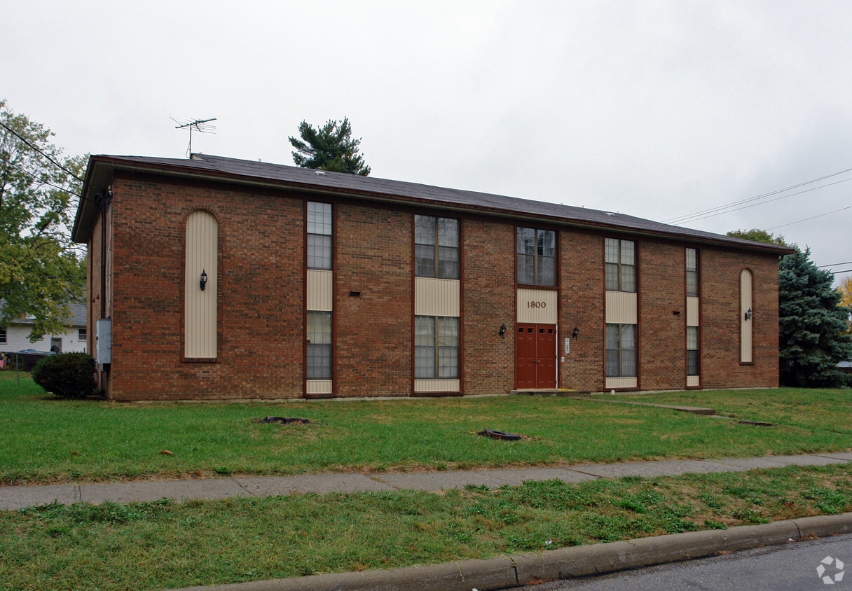 Primary Photo - 1800 Emerson Ave