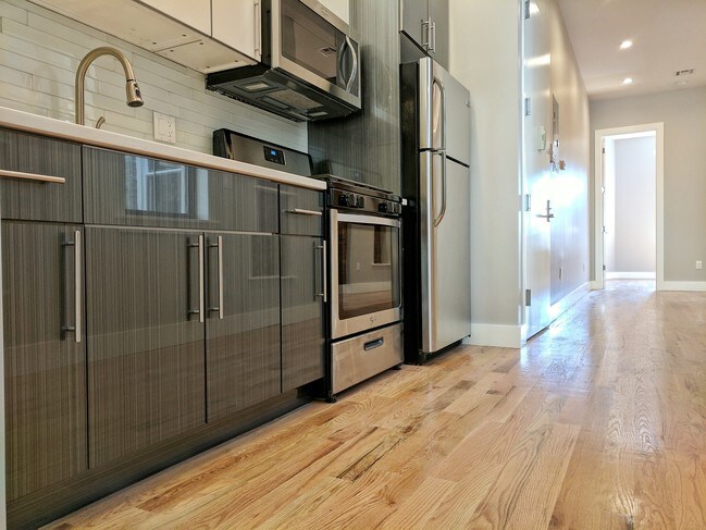 Building Photo - 603 Woodward Ave