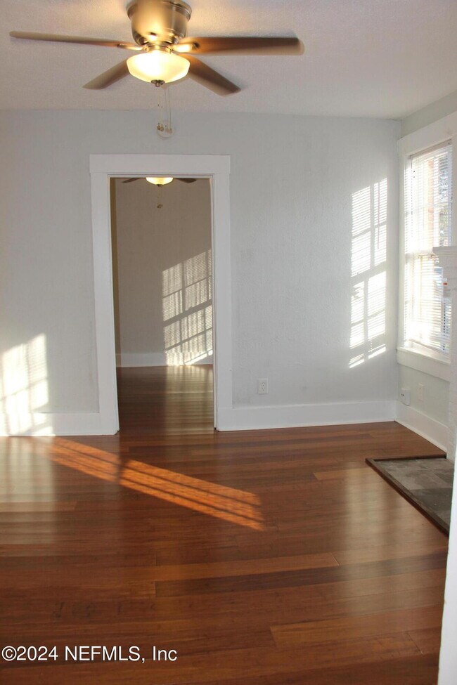 Building Photo - 1237 Landon Ave