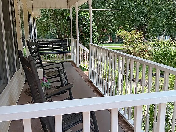Foto del edificio - 1631 Warwick Ct