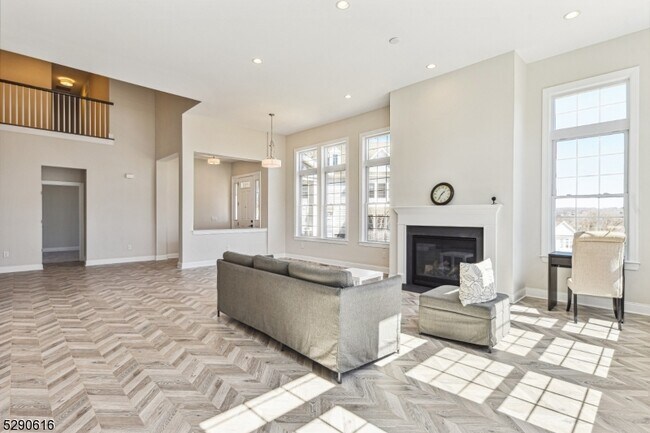 Foto del edificio - 15 Juniper Ct