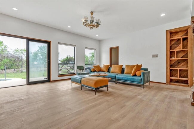 Foto del edificio - 1201 Co Rd 138