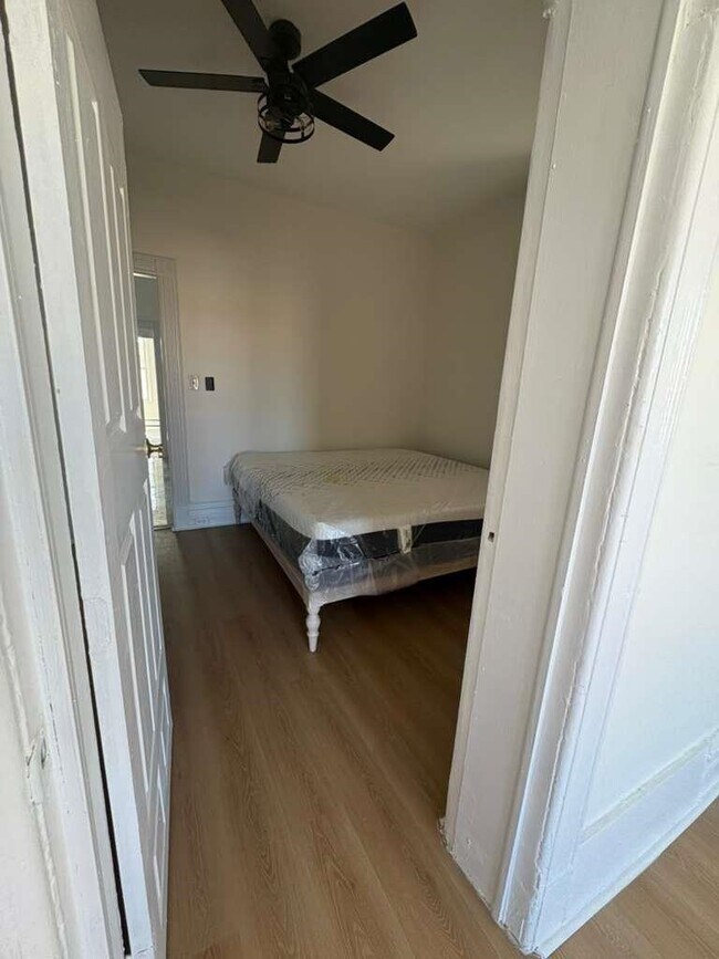 Foto del edificio - 4526 Brown St