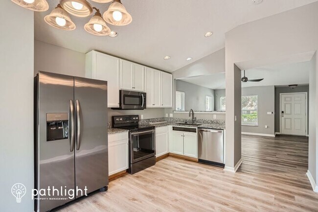 Building Photo - 10434 Frog Pond Dr