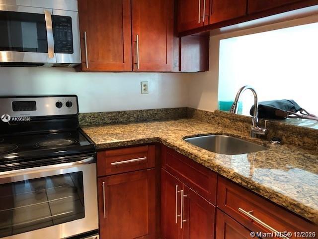 Foto del edificio - 11800 SW 18th St