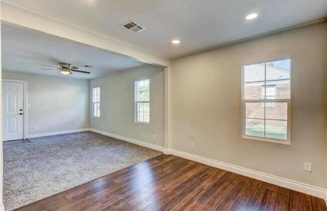 Foto del edificio - 2321 NW 33rd St