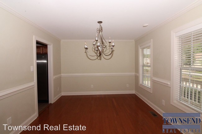 Foto del edificio - 3 br, 2.5 bath House - 366 Orchard Falls Dr