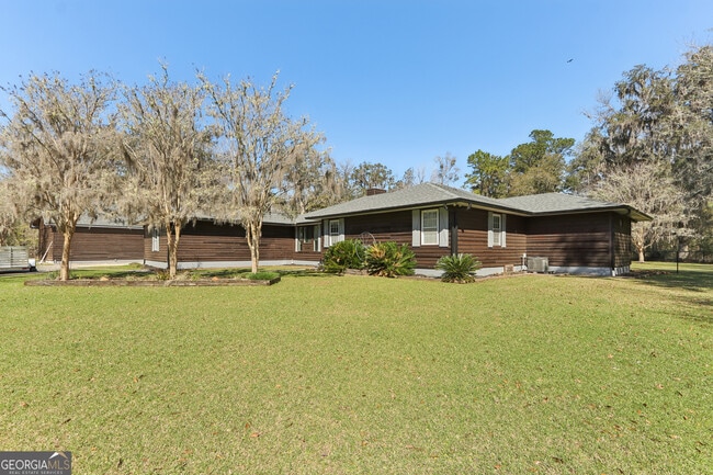 Building Photo - 325 White Oak Pl