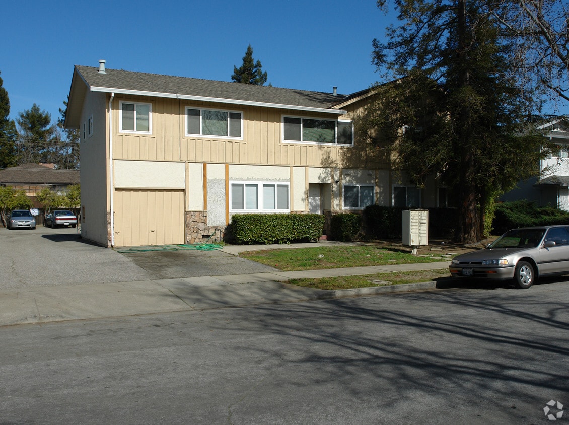 Building Photo - 1249-1255 Coronado Dr