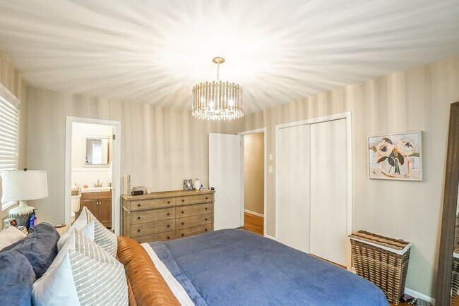 Foto del edificio - Knoxville 37919 - 3 bedroom, 1.5 bath with...